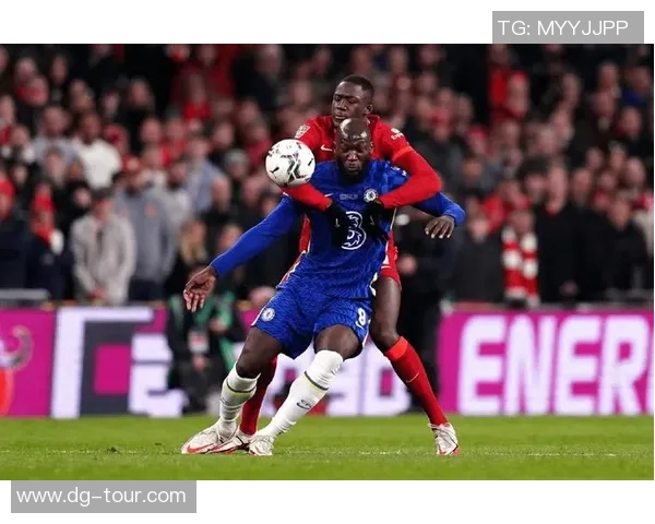 国王杯激战曼联逆转里昂点球大战燃爆全场战术解析