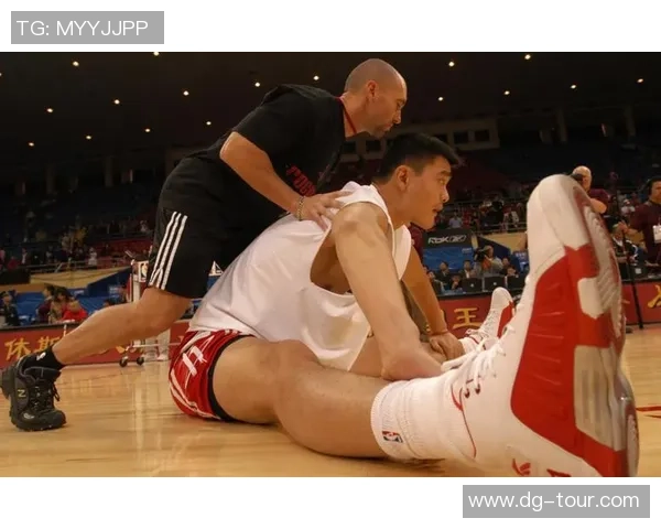 姚明如何选择篮球鞋揭秘他的运动鞋偏好与品牌之路