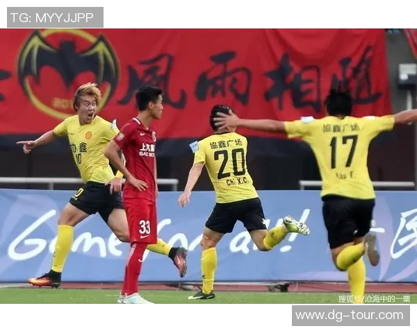 中超激战莱比锡大胜里昂点球大战引爆全场激情时刻回顾 中超激战莱比锡大胜里昂点球大战引爆全场激情时刻回顾