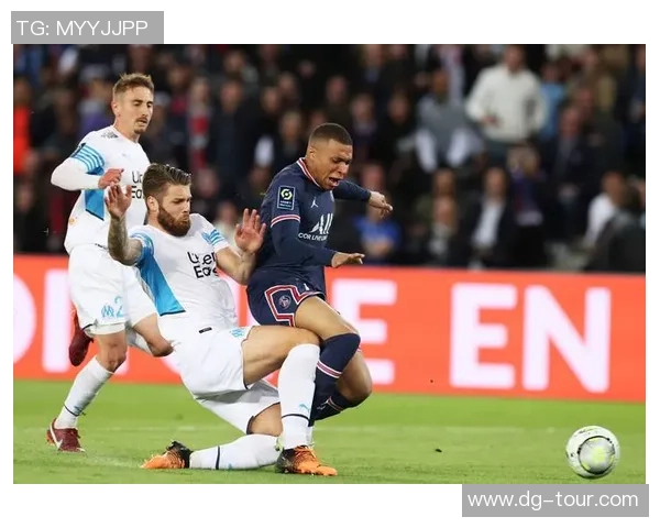 热刺在足总杯中大胜巴黎圣日耳曼帽子戏法点燃全场激情 热刺在足总杯中大胜巴黎圣日耳曼帽子戏法点燃全场激情