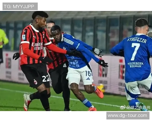 友谊赛平局AC米兰与利物浦激战正酣裁判争议引发热议 友谊赛平局AC米兰与利物浦激战正酣裁判争议引发热议