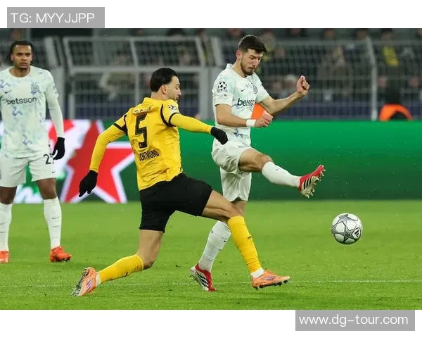 多特蒙德逆转国米6-2精彩绝杀瞬间引发全场狂欢分析 多特蒙德逆转国米6-2精彩绝杀瞬间引发全场狂欢分析