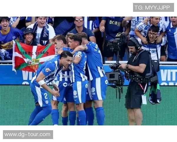 国王杯激战：那不勒斯与里昂战平帽子戏法引发转会热潮