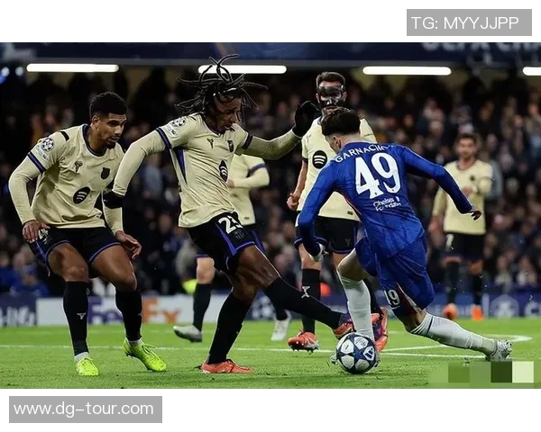 意甲激战巴萨与切尔西战成平局逆转瞬间引发全场热烈反响