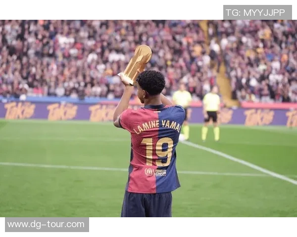 德甲精彩对决巴萨绝杀切尔西全场沸腾瞬间回顾与分析